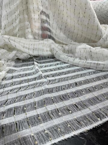 PONPON DETAYLI PERDE