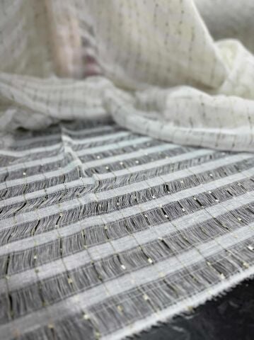 PONPON DETAYLI PERDE