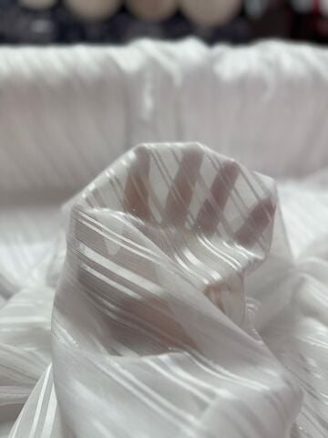 ŞİFON SATEN SİM DETAYLI