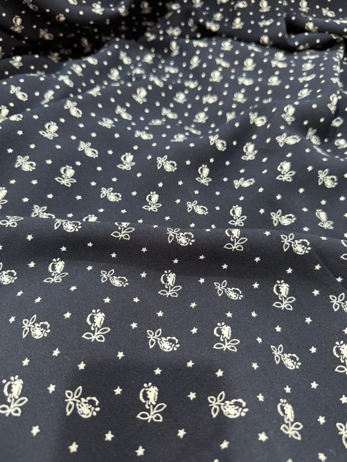 İTHAL VİSKON KUMAŞ APPLE