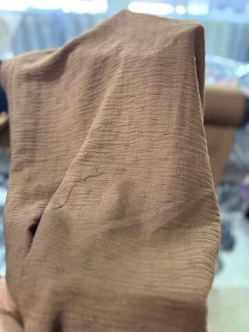 KAHVERENGİ İŞLEMELİ VİSKON