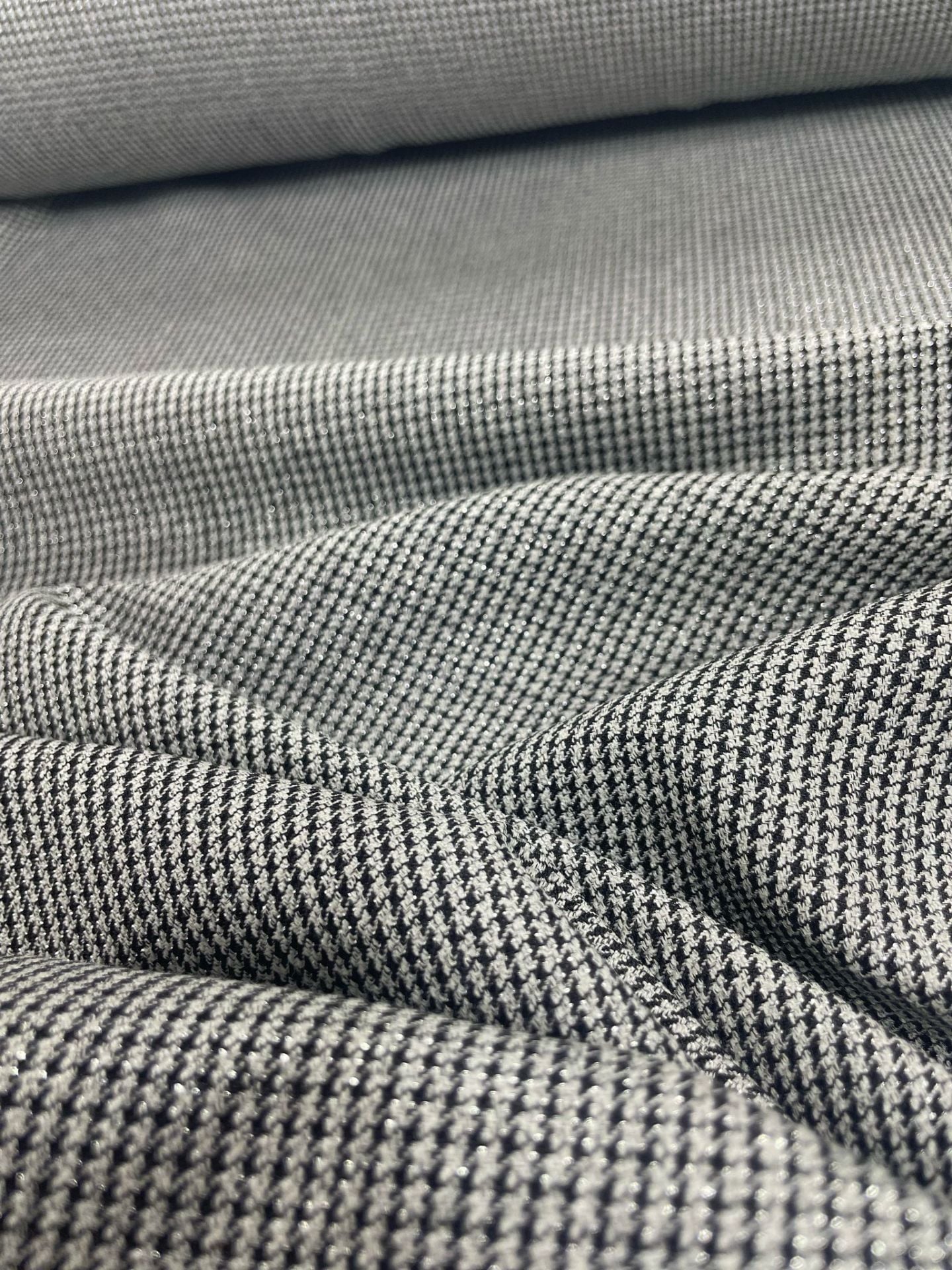 SİM DETAYLI POLİVİSKON KUMAŞ