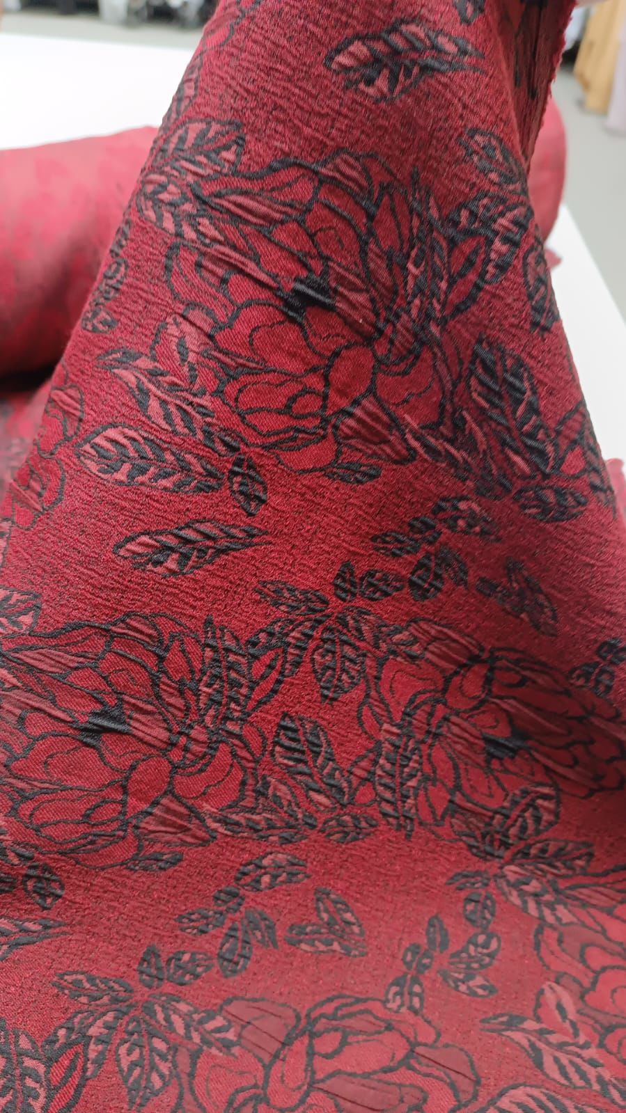 BROKER JAKARLI KIRMIZI